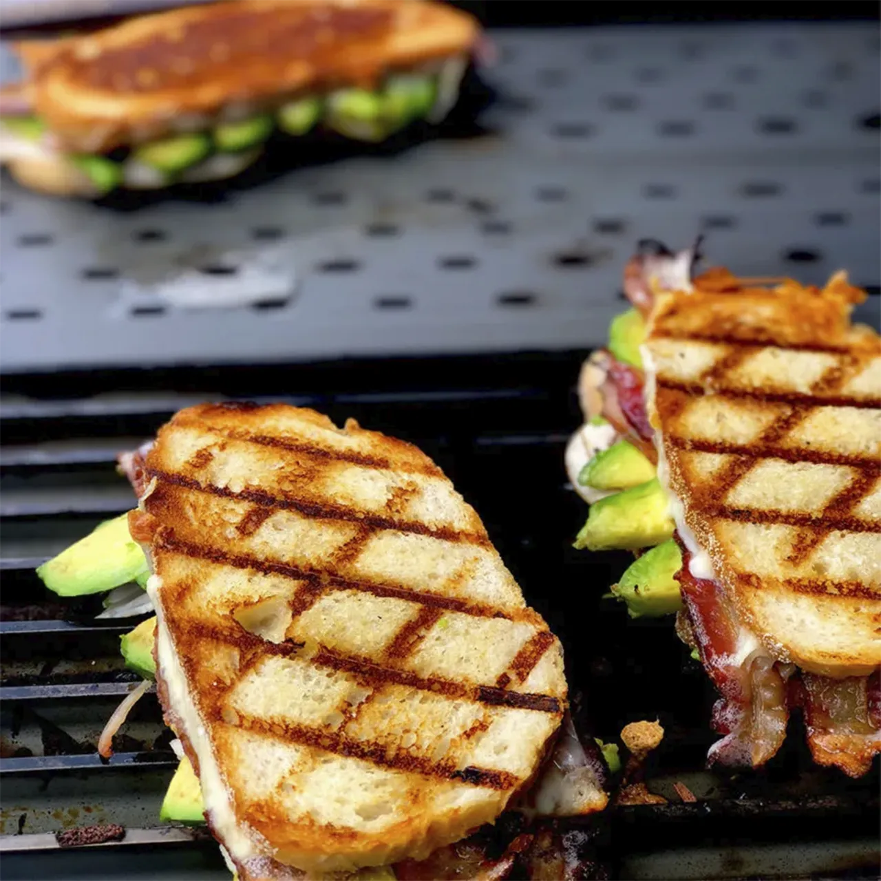 GrilledAndGriddledCheeseSandwiches5ways_01